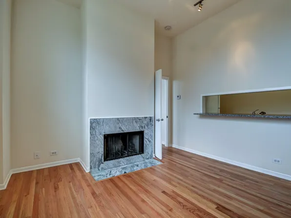 3257 N Sheffield Ave, Chicago, IL