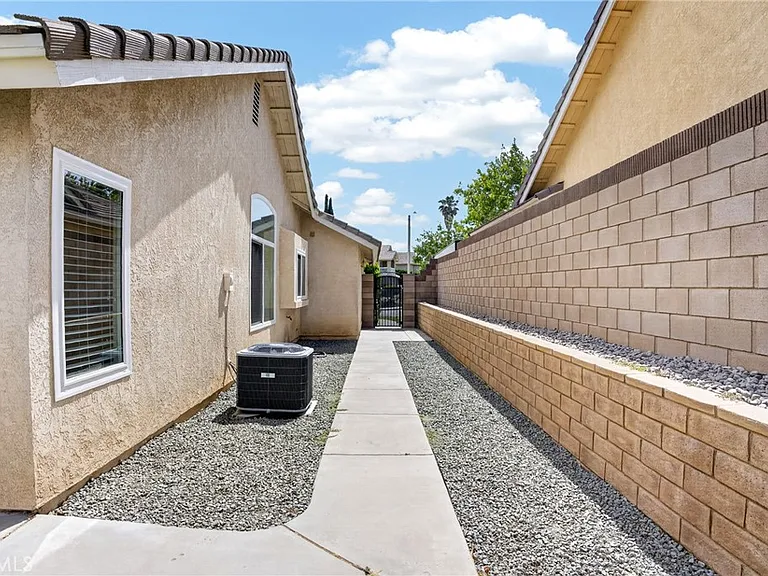 42421 Boulder Dr — Photo 47
