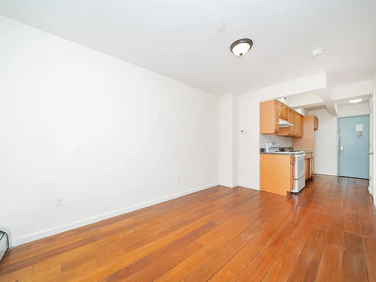 1417 Longfellow Ave #3G — Photo 1