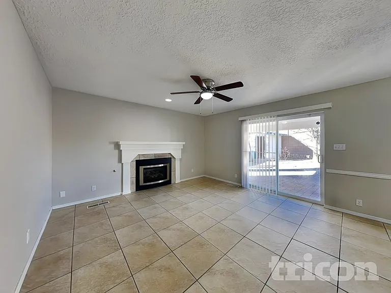 8009 Rancho Dorado Ct NW — Photo 2