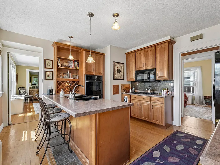 1771 James Ave S #1 — Photo 11