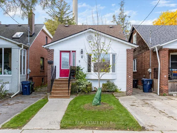 4 Binswood Ave, Toronto, ON M4C 3N3