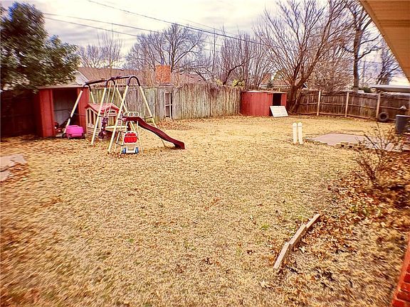 2nd image of 408 SW 63rd Pl