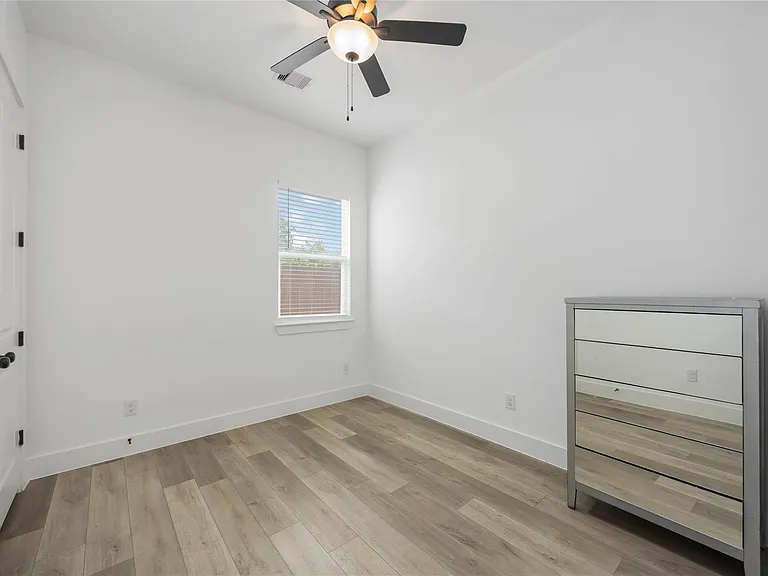 8508 Wileyvale Rd #B — Photo 12