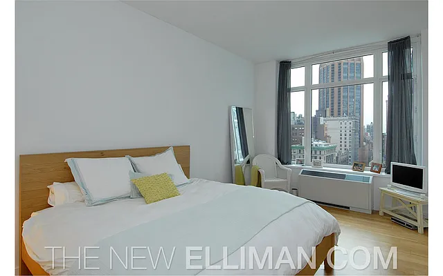 Rented by Douglas Elliman | media 30