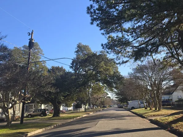 205 Beechwood Ave, Norfolk, VA 23505