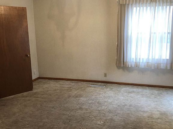2nd image of 2714 D Ave