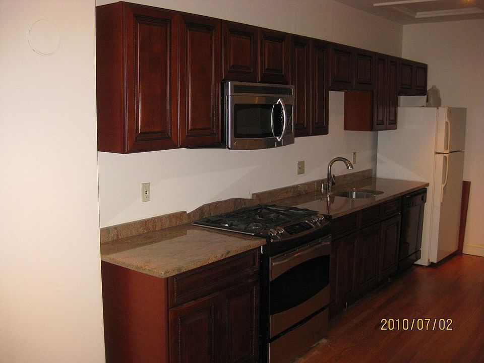 Ne Granite, New Cabinets