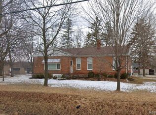 6209 E Atherton Rd, Burton, MI 48519