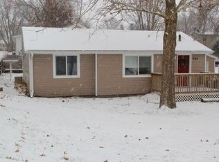 908 E 8th St S, Newton, IA 50208