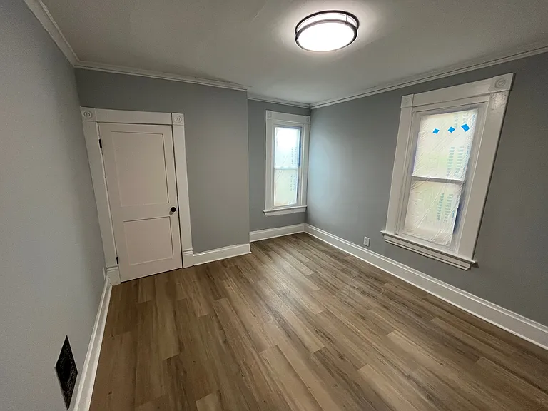 969 Wilson Ave — Photo 15