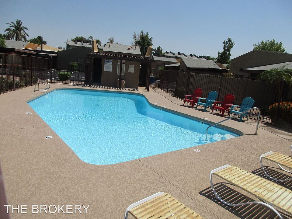1st image of 904 S Melody Ln