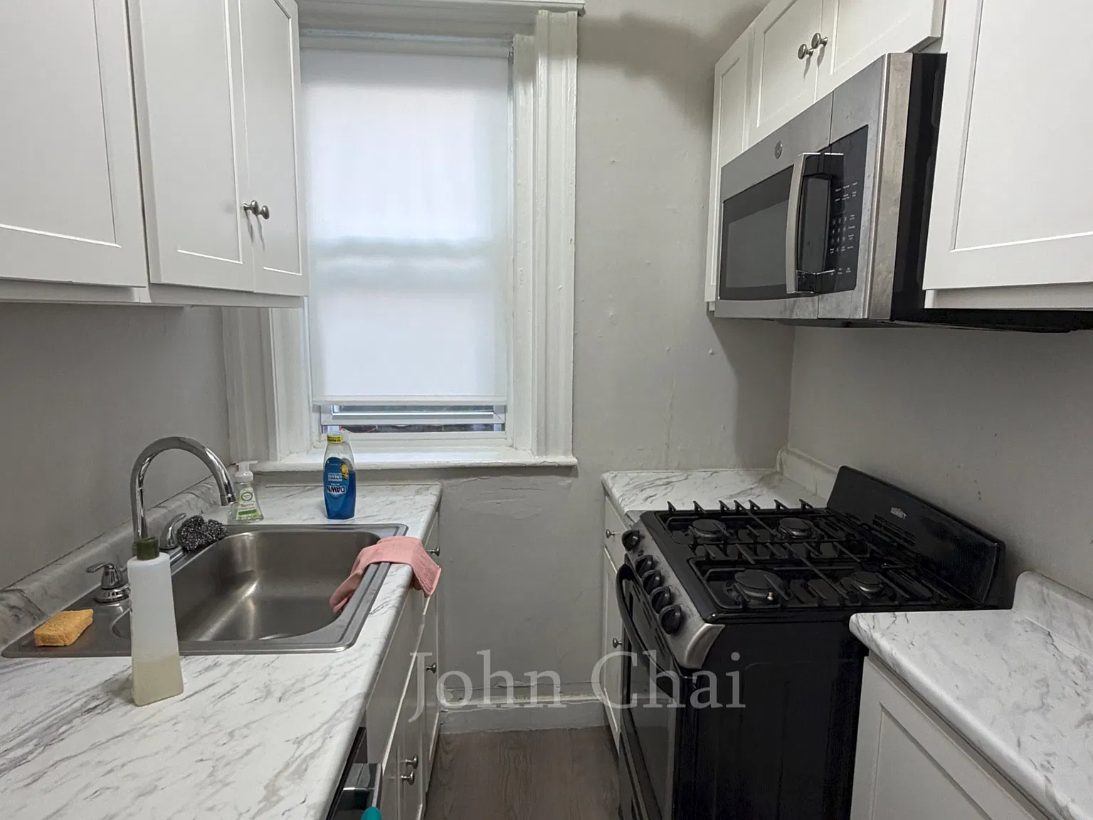 Studio, 425 sqft, $1,920 — Photo 3