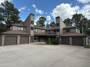 3325 E Lockett Rd, Flagstaff, AZ 86004