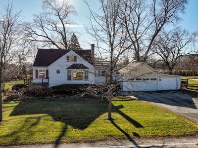 33 E Walnut Ave, Des Plaines, IL, 60016