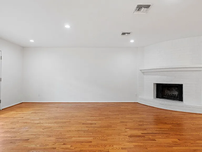 727 Bunker Hill Rd #15 — Photo 23