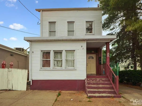 121 Throop Ave, New Brunswick, NJ 08901