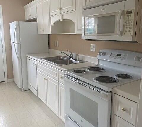 4th image of 706 Creekside Dr