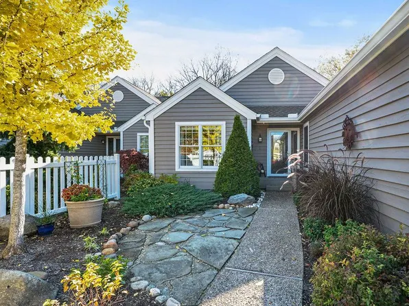 7926 Bar Harbor Dr, Cincinnati, OH 45255