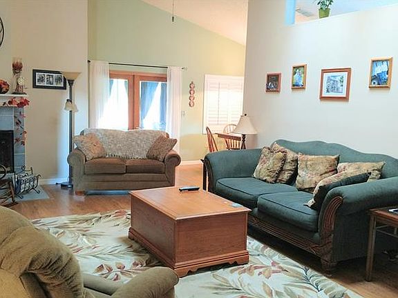 2nd image of 5330 Saint Lucia Dr