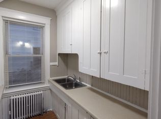 184 Division St Floor 1, Pawtucket, RI 02860