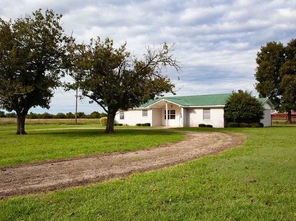 4791 County Road 12530, Paris, TX 75462