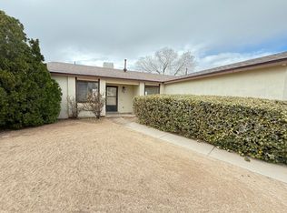 714 Vancouver Rd SE, Rio Rancho, NM 87124