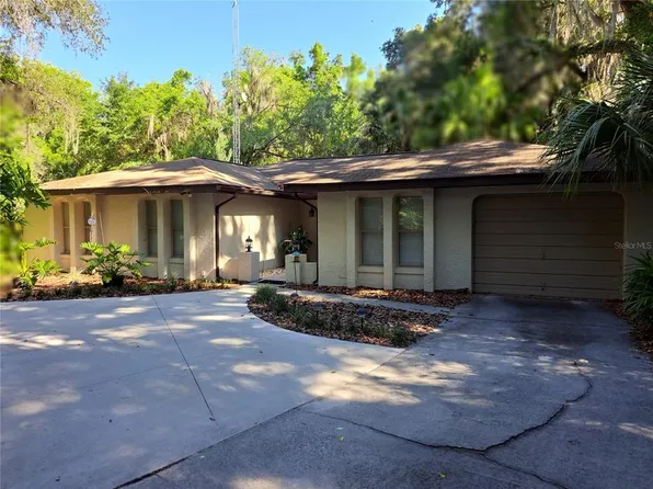 5672 Avenue H, Mc Intosh, FL 32664