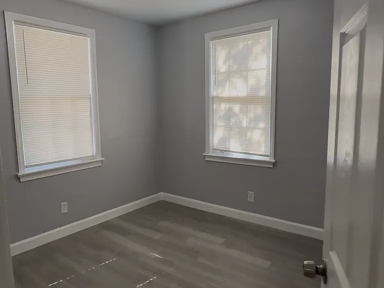 8027 Floyd St — Photo 9