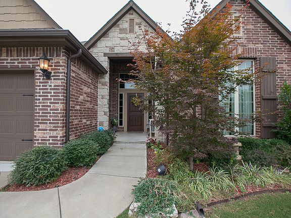 Sidewalk Leads from Driveway to Front Door