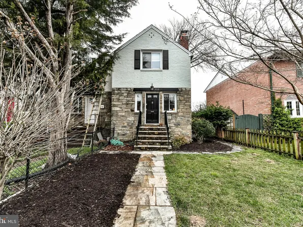 1013 Colonial Ave, Alexandria, VA 22314