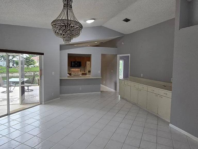 10137 Boynton Place Cir — Photo 13