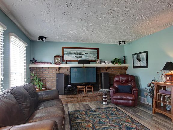 3rd image of 1097 Swather Dr SE