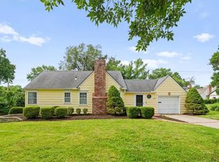 2609 W 50th Ter, Westwood, KS 66205