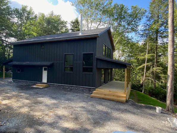 413 Venice Pl, Davis, WV 26260