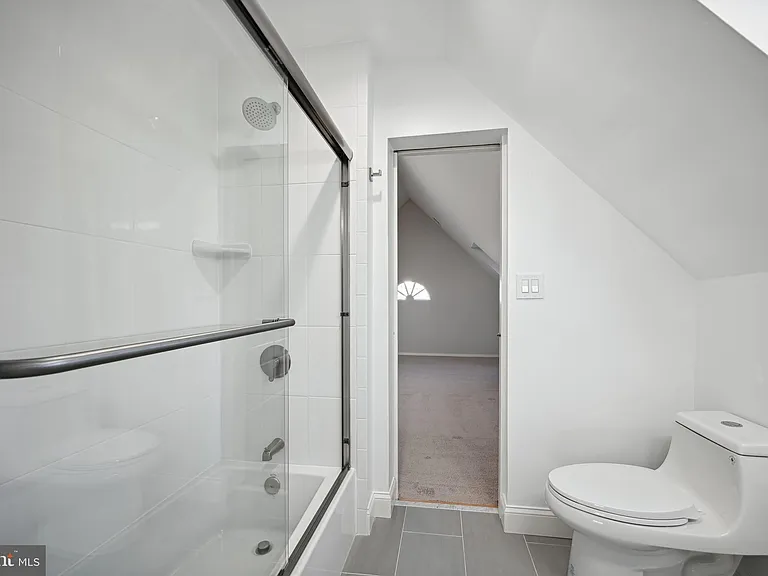 3216 Klingle Rd NW — Photo 18