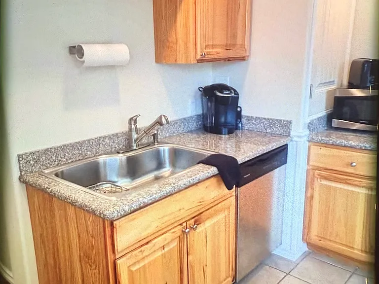 311 S Montezuma St #5 — Photo 6