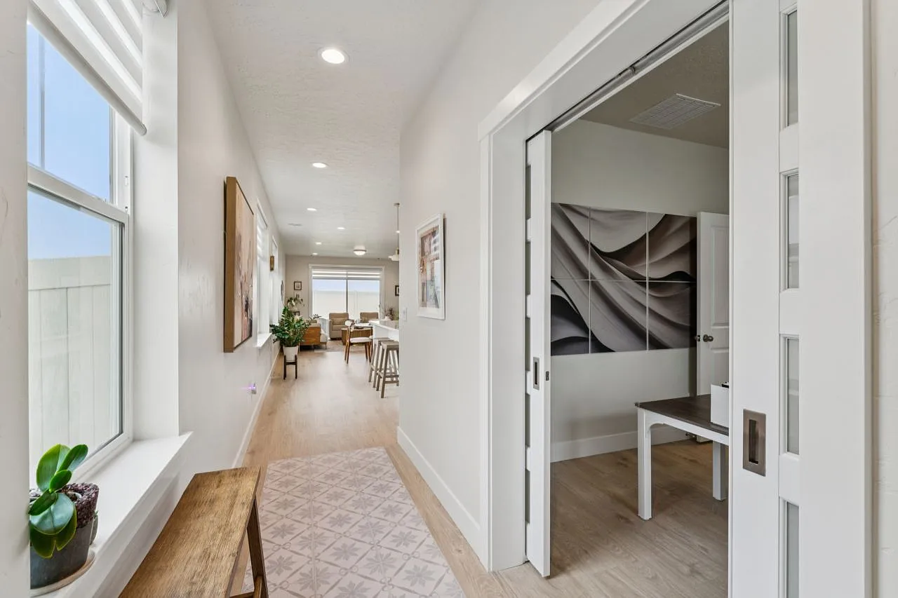 4 bed, 1618 sqft, $3,400 — Photo 2