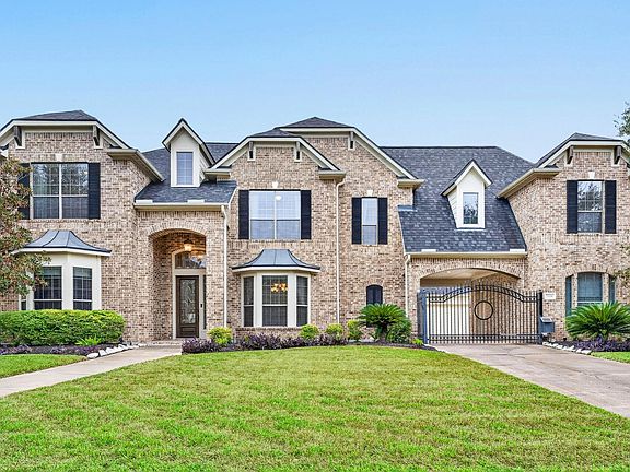 2nd image of 7606 Courtney Manor Ln