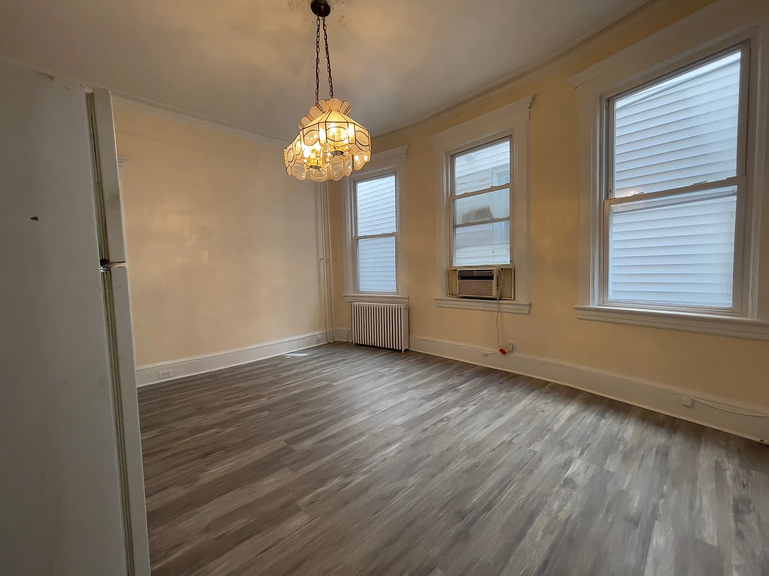 3 bed, 1.5 bath, 1000 sqft, $2,450 — Photo 4