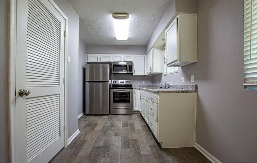 1st image of 4859 S 132nd Ave