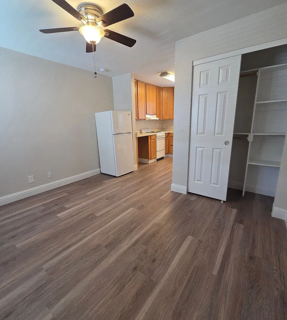 Stonecreek Apartments — Photo 4