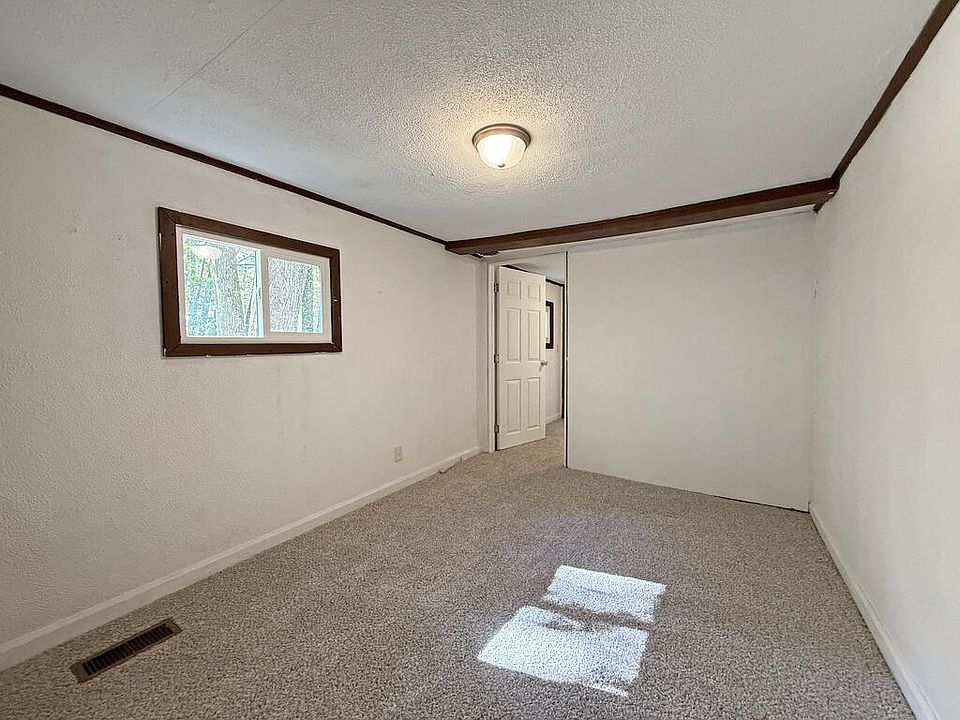 16th image of 1227 Mount Carmel Dr