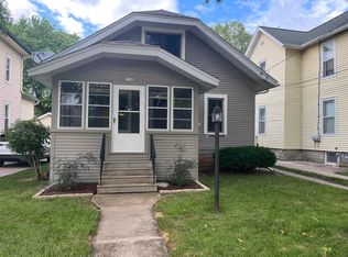 1340 Winnebago Ave, Oshkosh, WI 54901