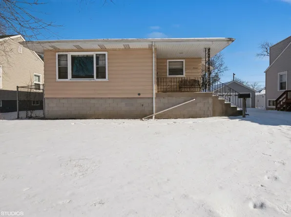 7405 S McCook Ave, Hammond, IN 46323