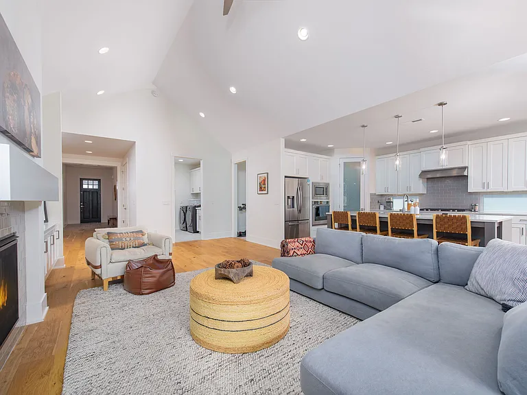 3055 NW Hidden Ridge Dr — Photo 15