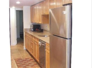138 Middlesex Rd APT 2, Chestnut Hill, MA 02467