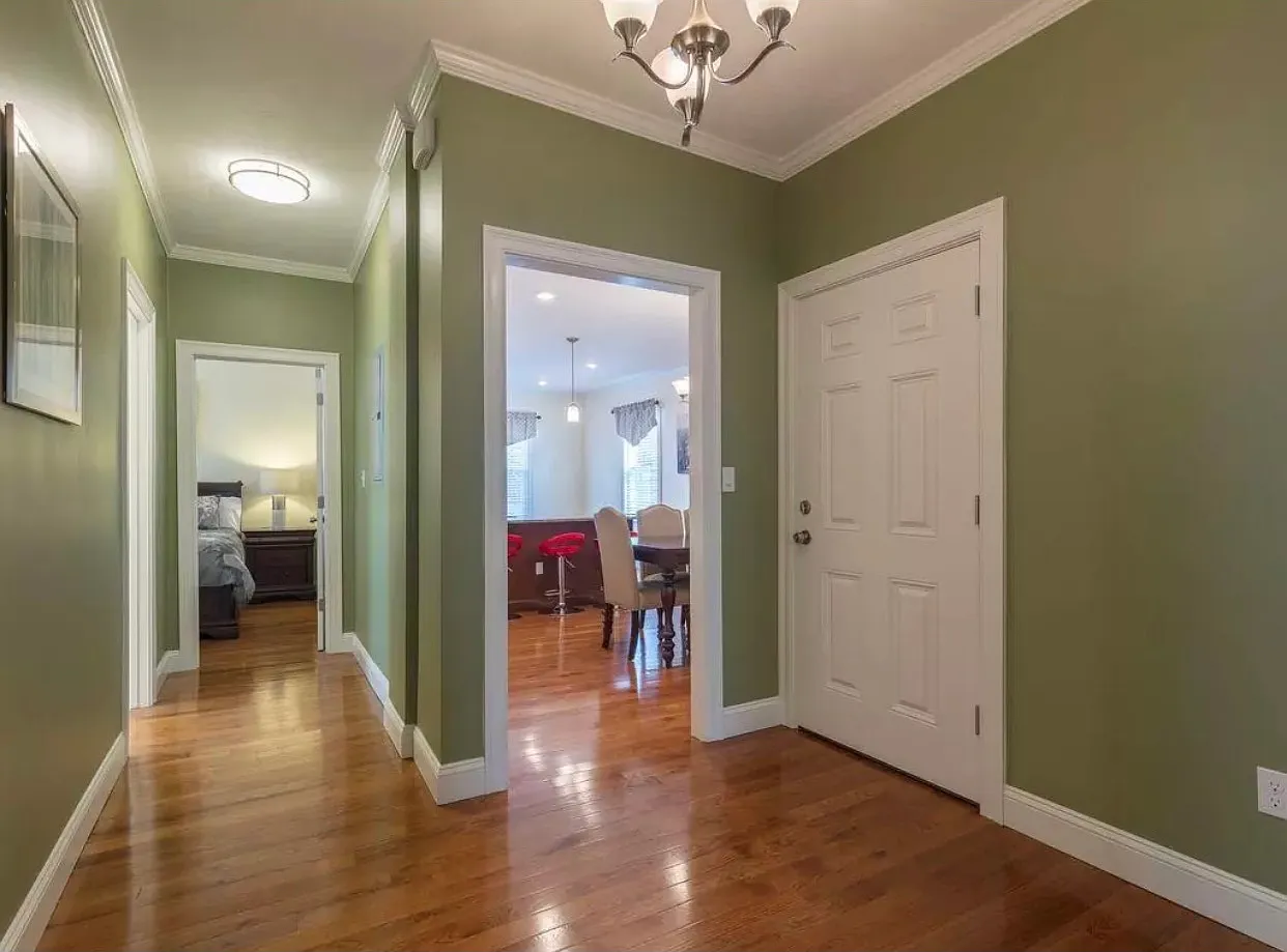 4 bed, 1400 sqft, $1,450 — Photo 3