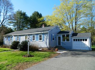 11 Lawrence Cir, Medfield, MA 02052