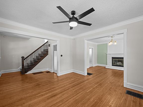 4th image of 2664 Fair Ave